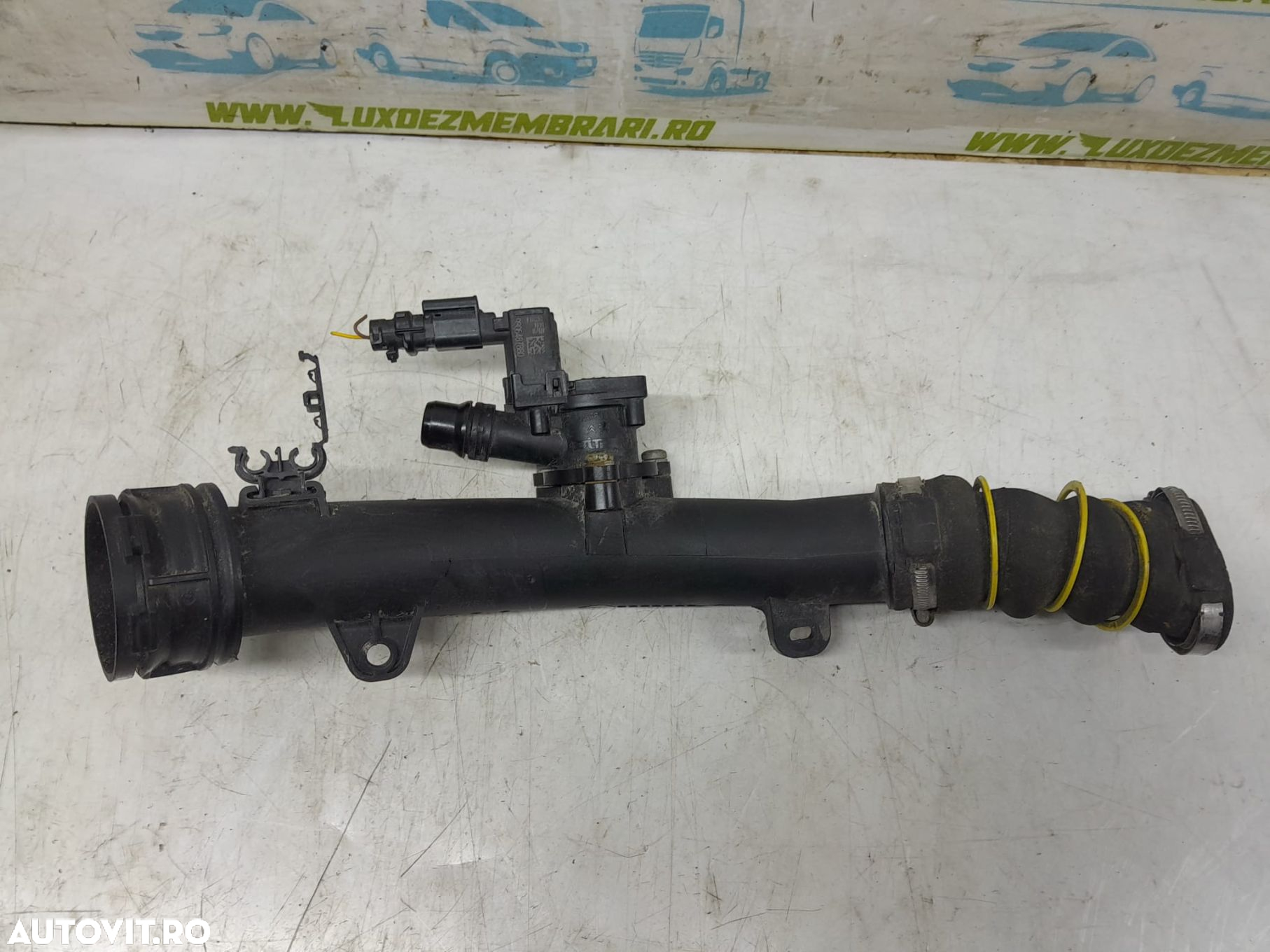Furtun conducta aer 9677537380 1.2 vti Peugeot 2008 1 [2013 - 2017] - 2