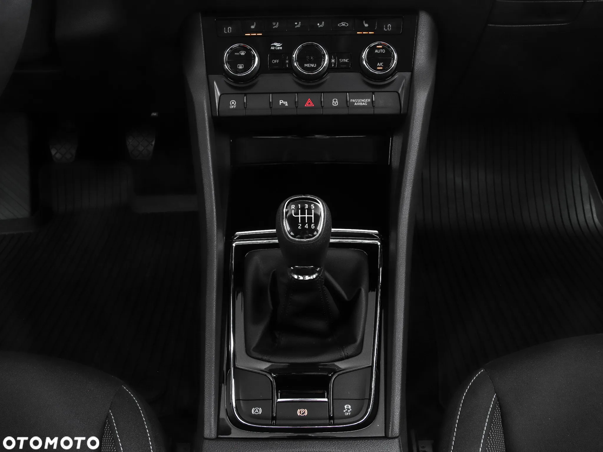 Skoda Karoq 1.5 TSI ACT Selection - 16