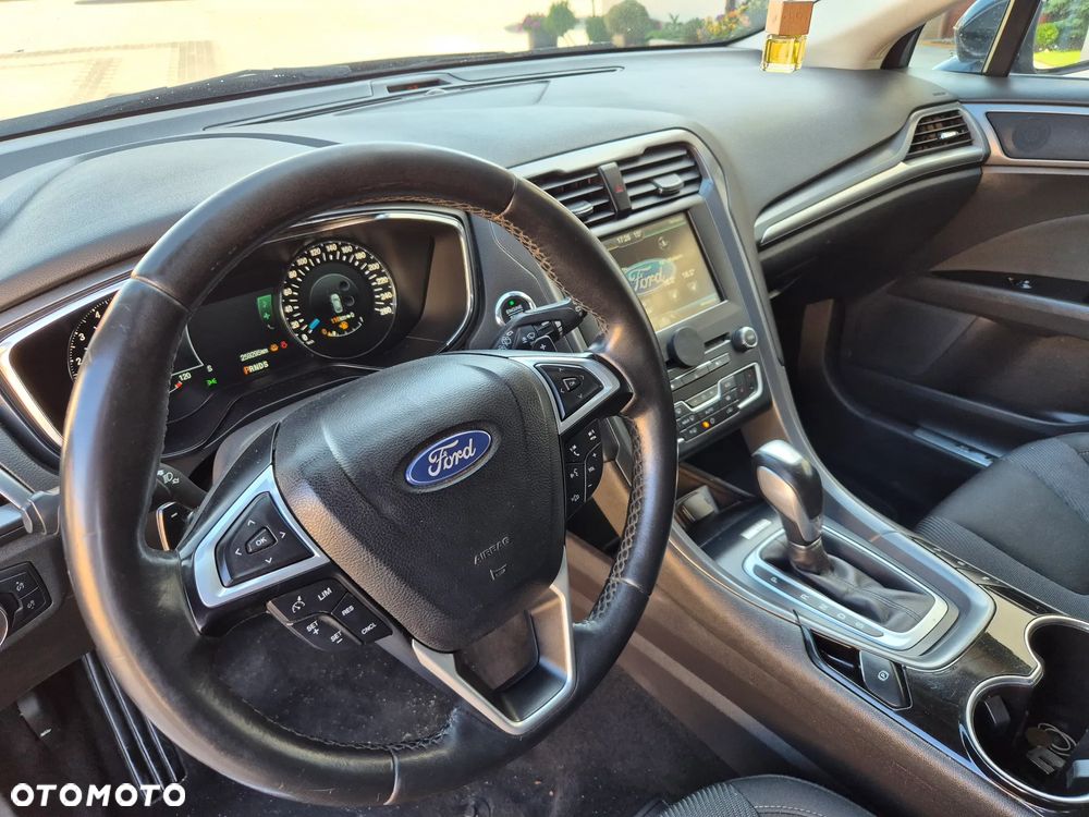 Ford Mondeo 2.0 TDCi PowerShift-Aut Allrad Titanium - 5