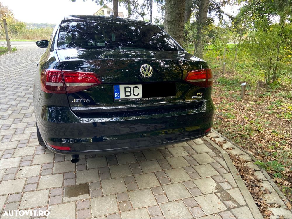 Volkswagen Jetta 1.2 TSI Trendline - 5