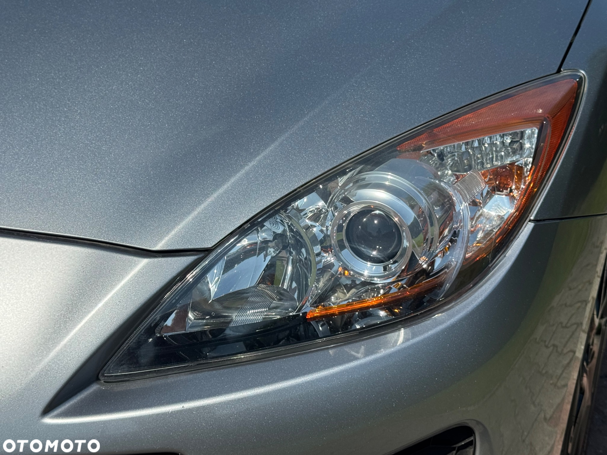 Mazda 3 1.6 Exclusive + - 13
