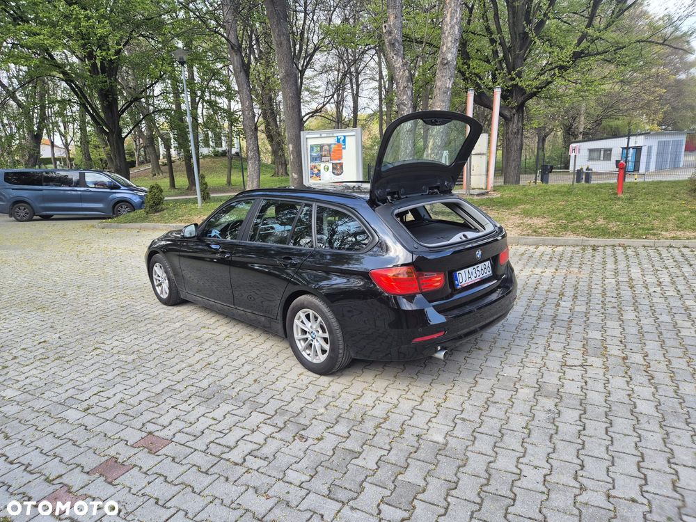 BMW Seria 3 320d - 7