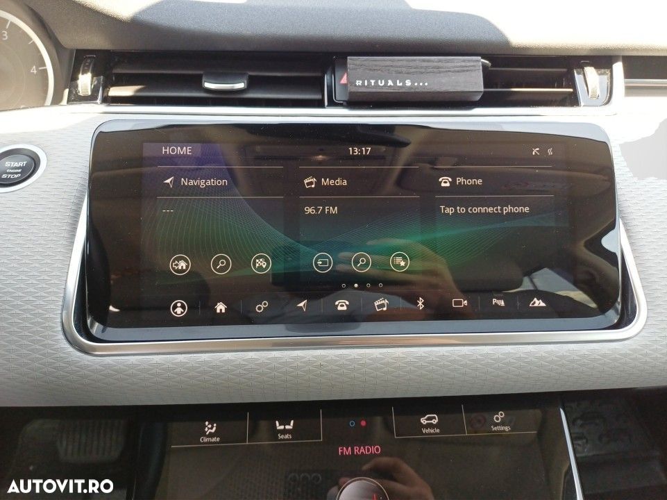 Land Rover Range Rover Evoque - 16