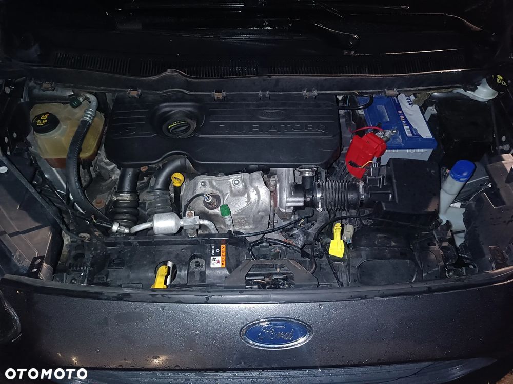 Ford Tourneo Courier 1.5 TDCi Titanium - 12