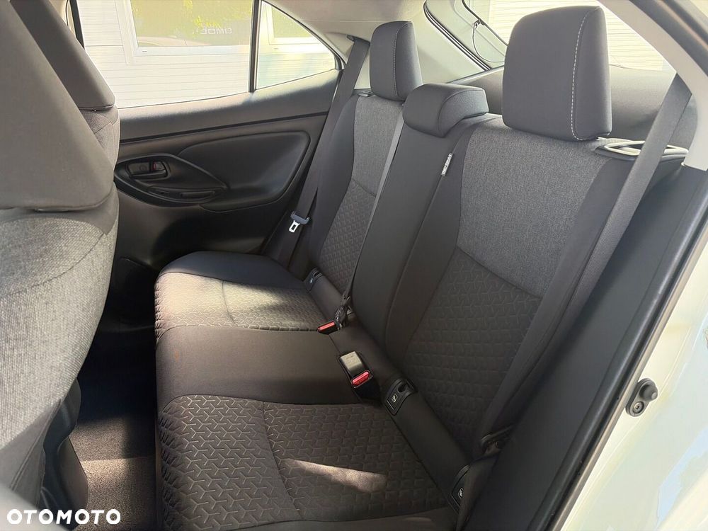 Toyota Yaris Cross Hybrid 1.5 Comfort - 19