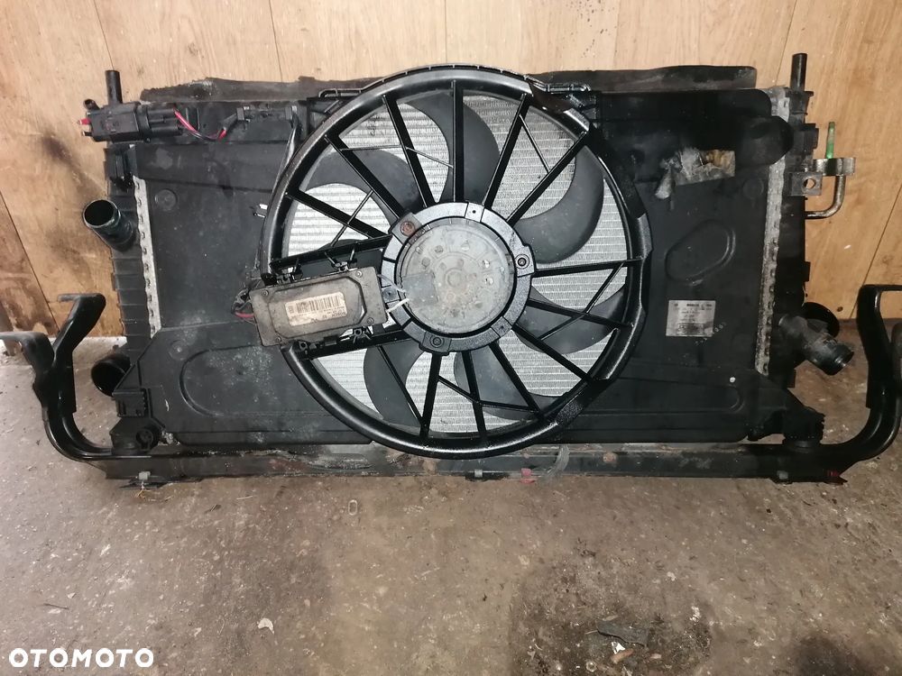 WENTYLATOR CHLODNICY FORD FOCUS C-MAX 2.0 TDCI - 1