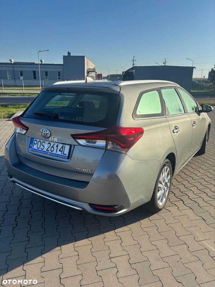 Toyota Auris 1.33 Dual-VVT-i Comfort - 3