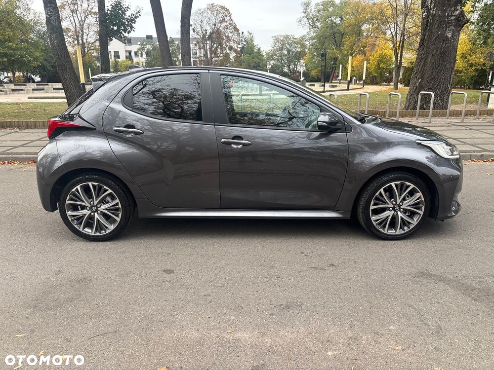 Toyota Yaris - 33