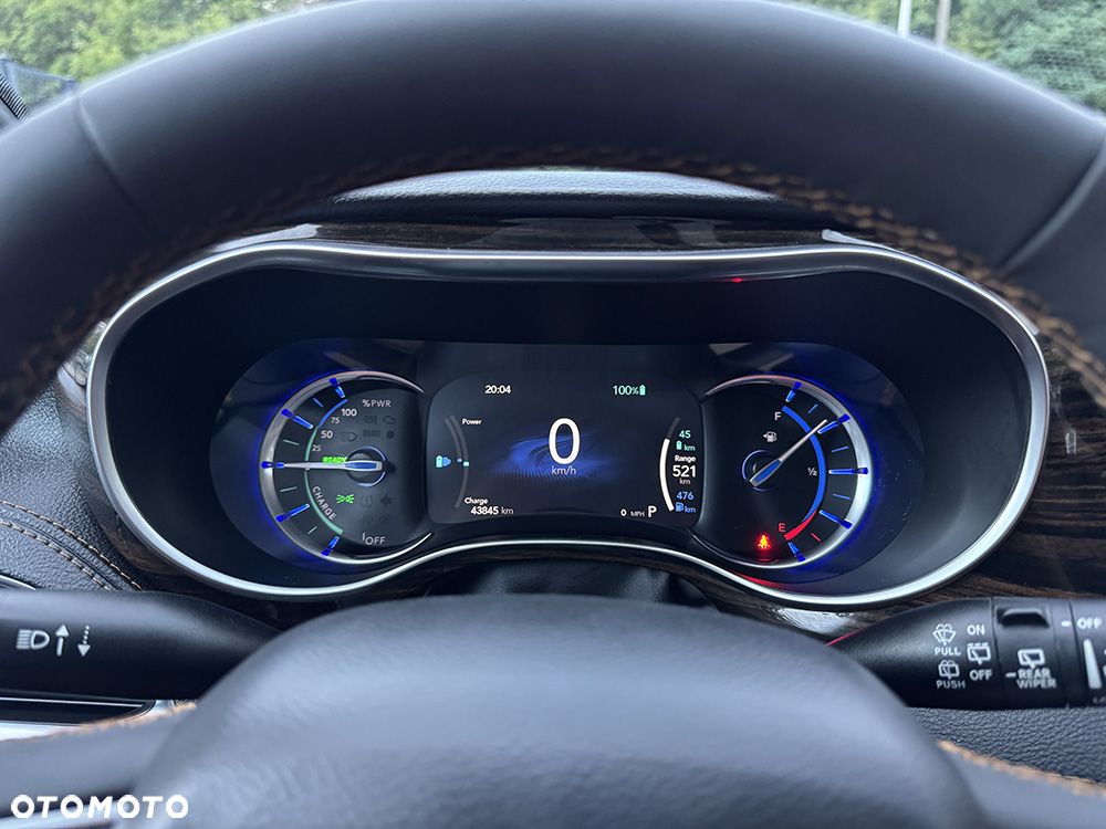 Chrysler Pacifica - 34