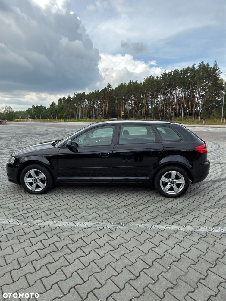 Audi A3 Sportback 2.0 TDI DPF Ambiente - 5