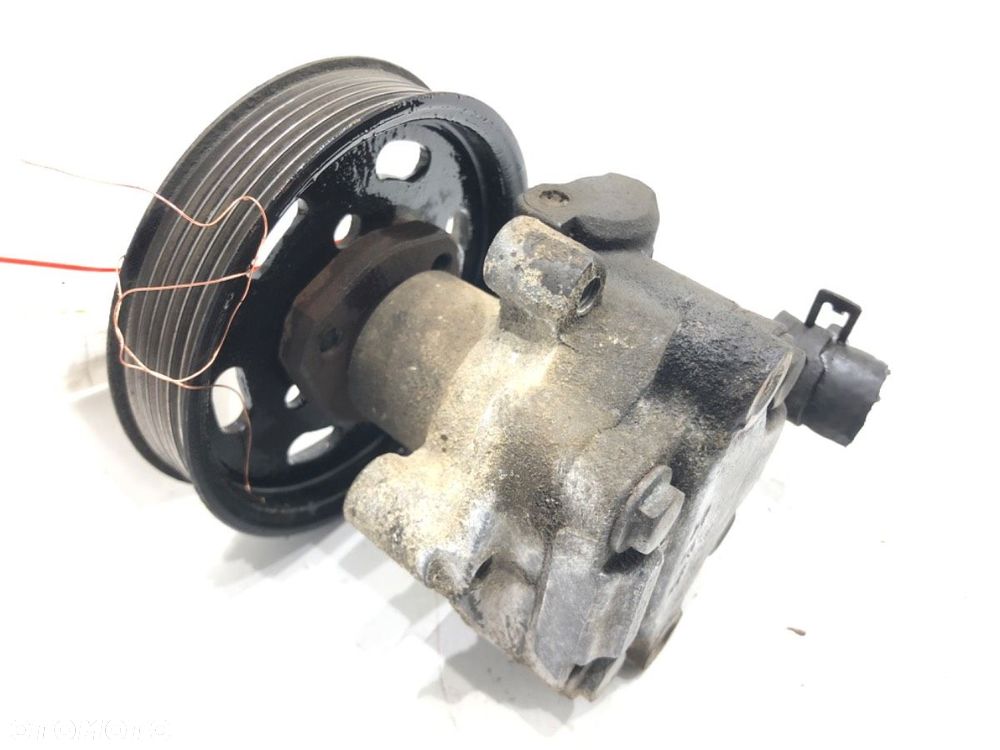 POMPA WSPOMAGANIA - 59.00 PLN - AUDI A3 (8L1) 1996 - 2006 1.6 74 kW [101 KM] benzyna 1996 - 2003 - 2