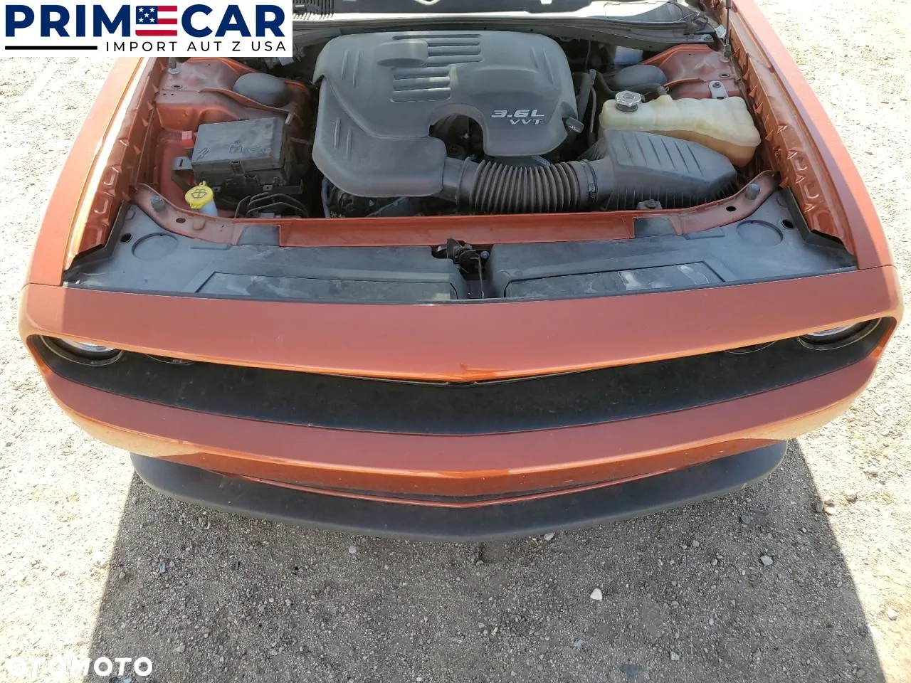 Dodge Challenger - 11