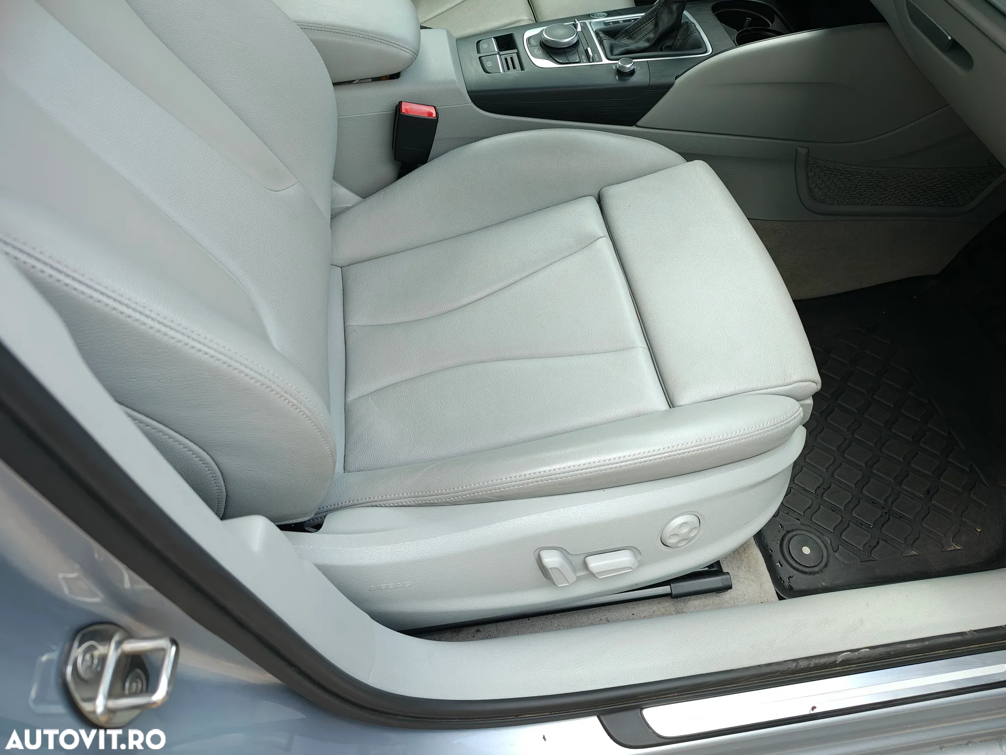 Audi A3 2.0 TDI S tronic Sport - 7
