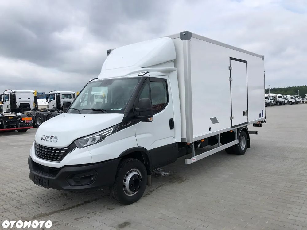 Iveco DAILY 70C18H izoterma winda 750 kg - 2