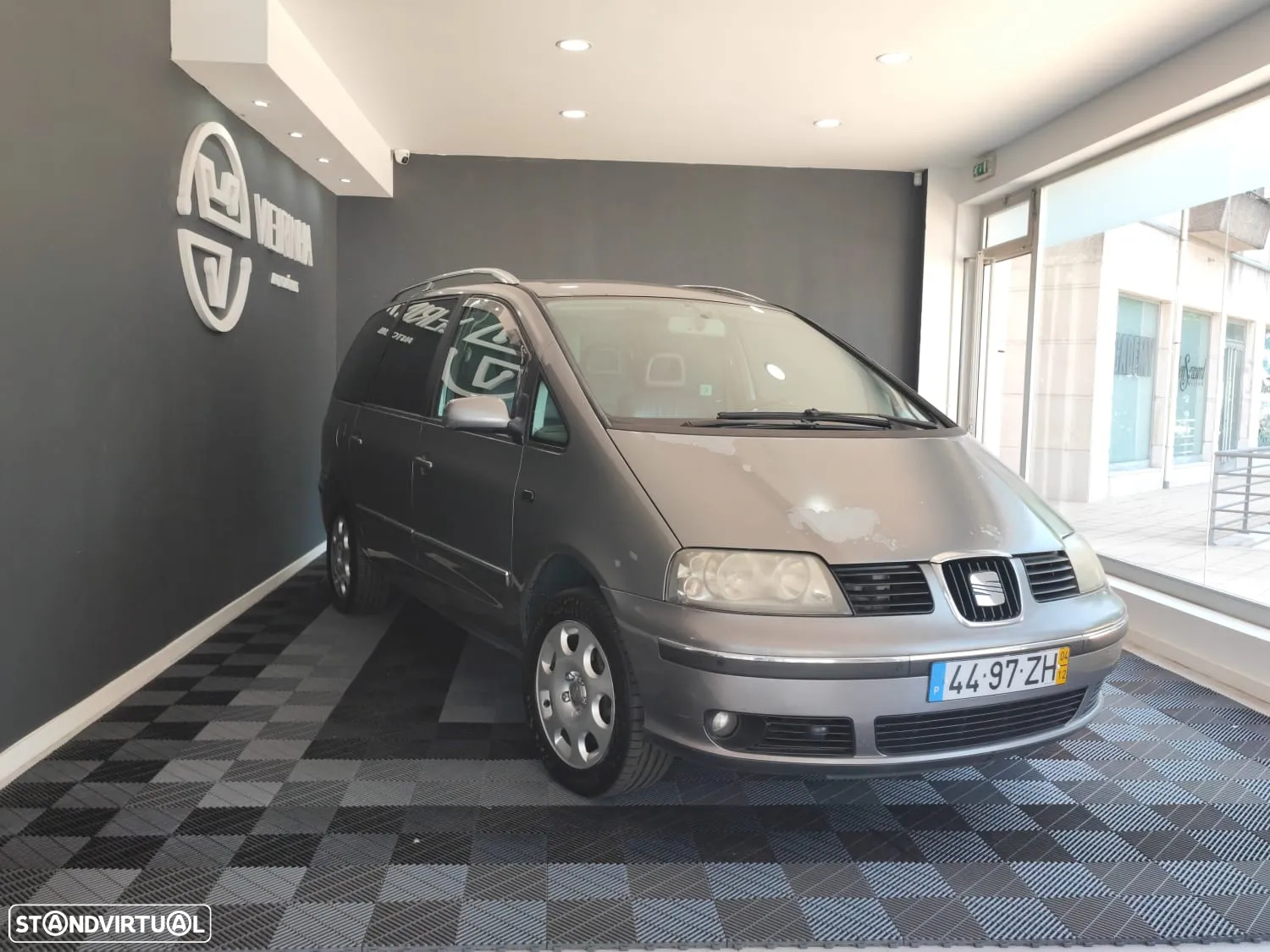 SEAT Alhambra 1.9 TDI Sport 4-Motion - 5