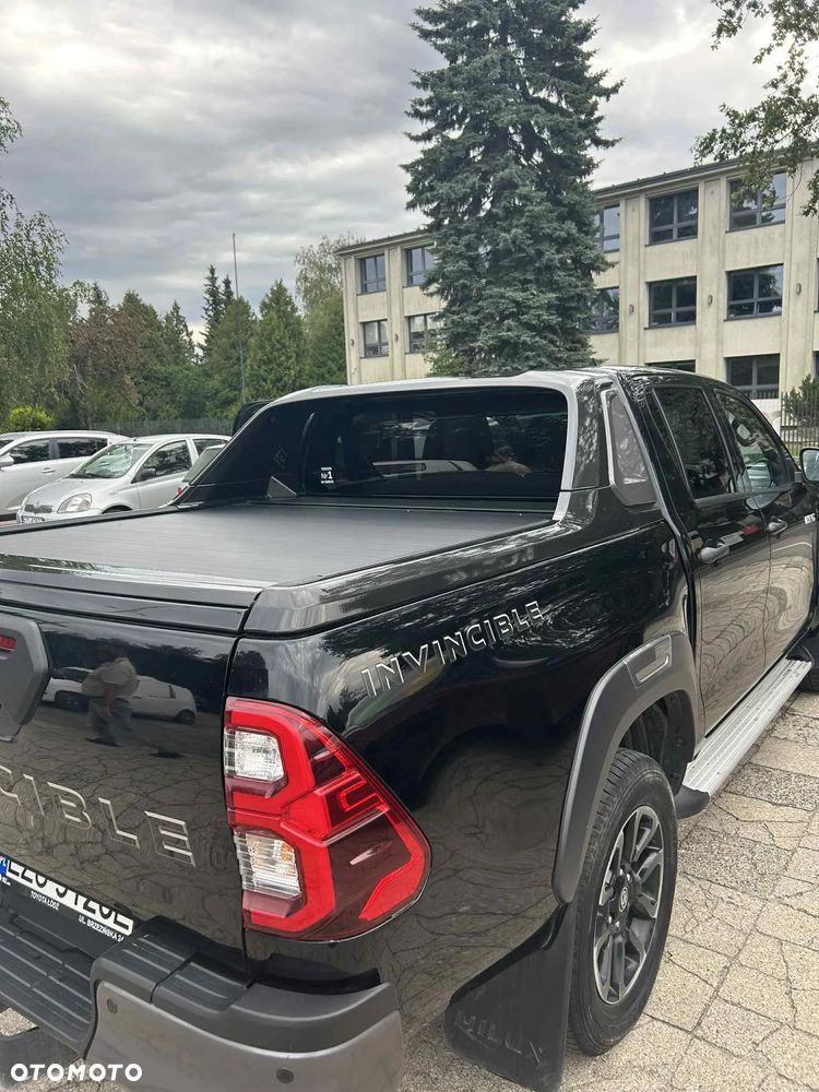 Toyota Hilux 2.8 D-4D Double Cab Invincible Sport 4x4 - 2