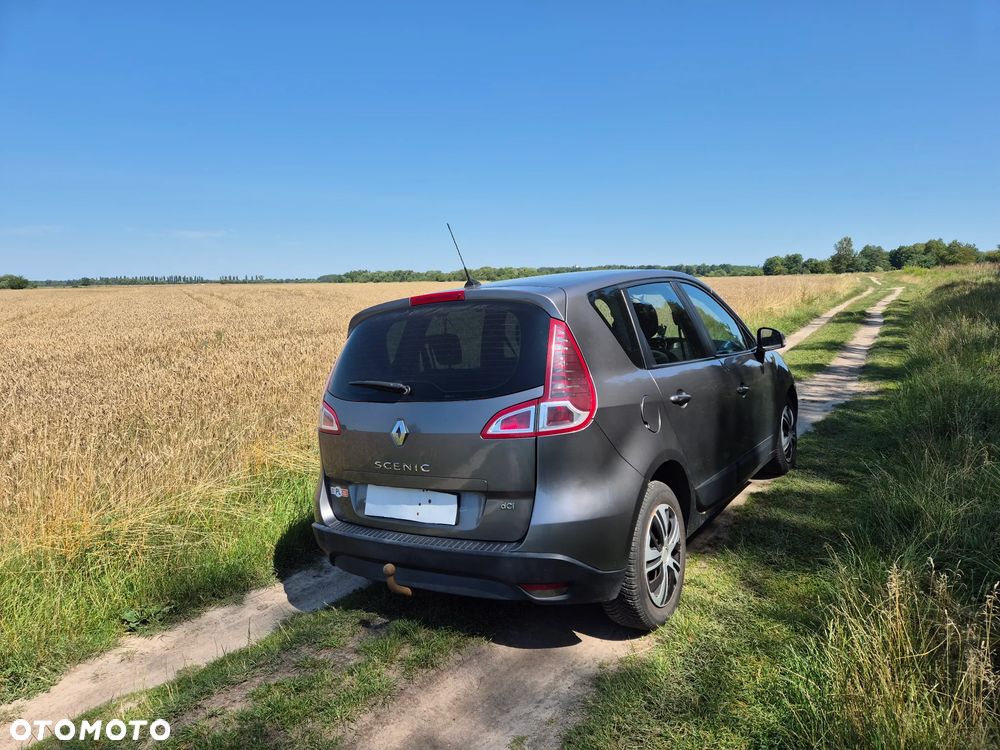 Renault Scenic 1.6dCi Energy Bose Edition - 10