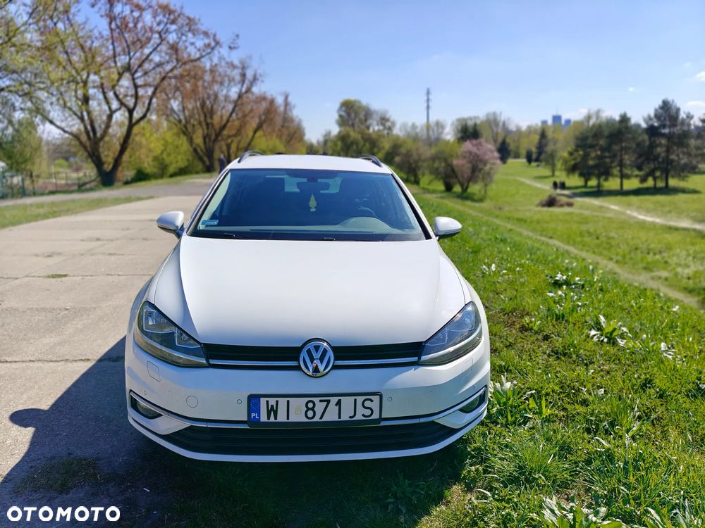 Volkswagen Golf 1.5 TSI BMT Evo Comfortline - 2