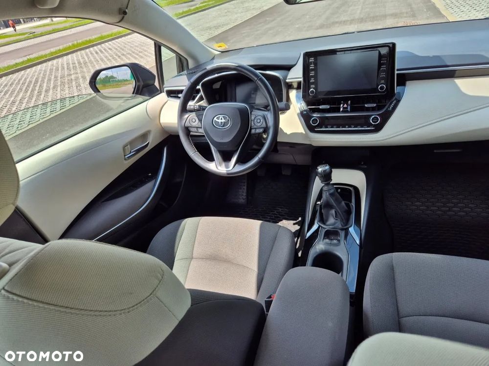 Toyota Corolla 1.6 Comfort - 20