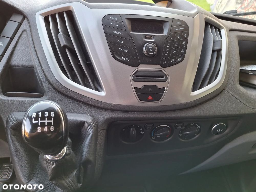 Ford Transit - 27