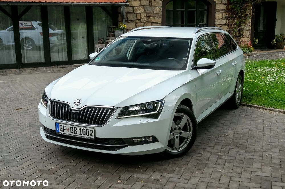 Skoda Superb 2.0 TDI 4x4 DSG Style - 4