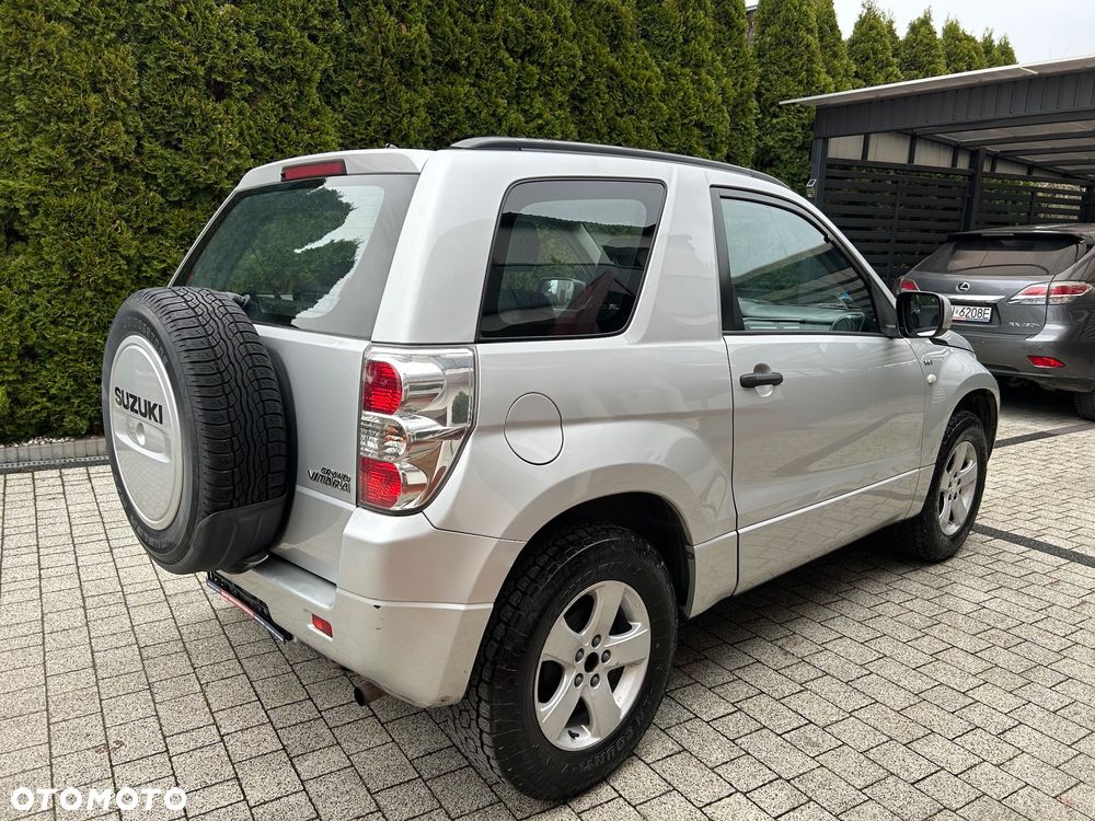 Suzuki Grand Vitara 1.6 Comfort - 12