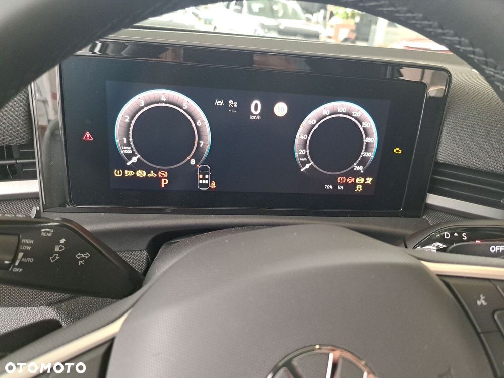 Volkswagen T-Roc - 14