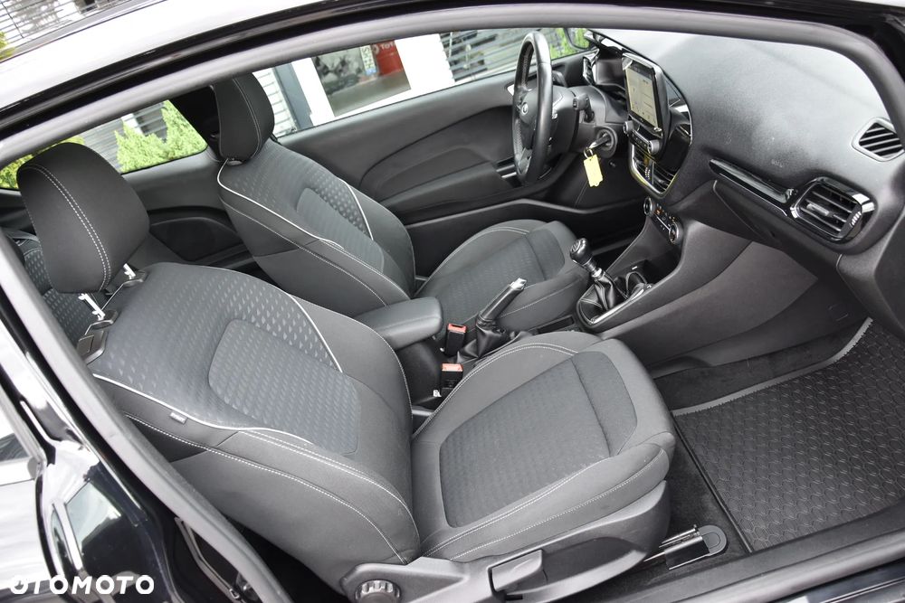 Ford Fiesta 1.0 EcoBoost Titanium - 20