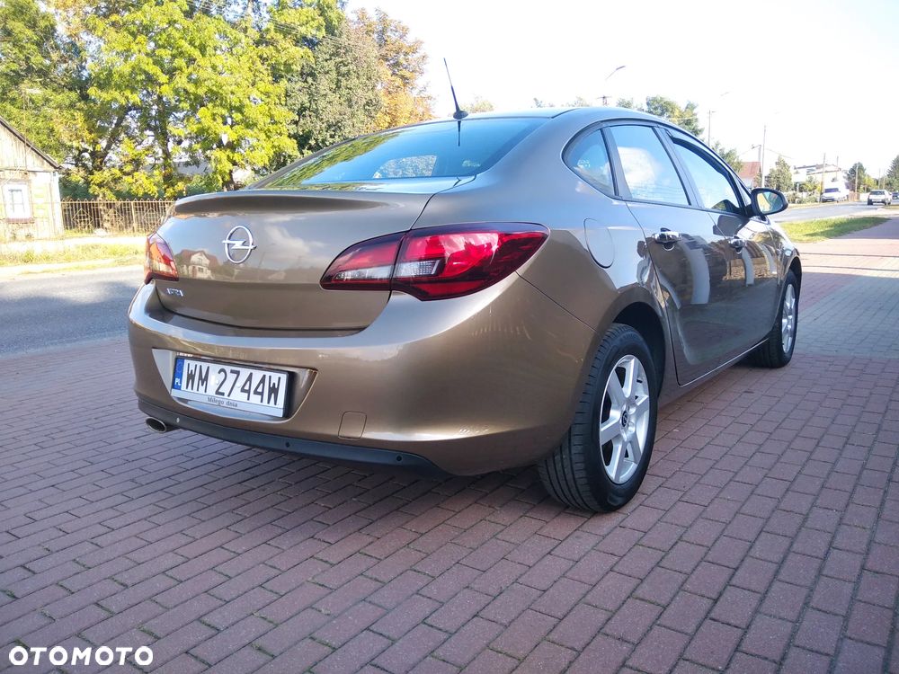 Opel Astra - 5