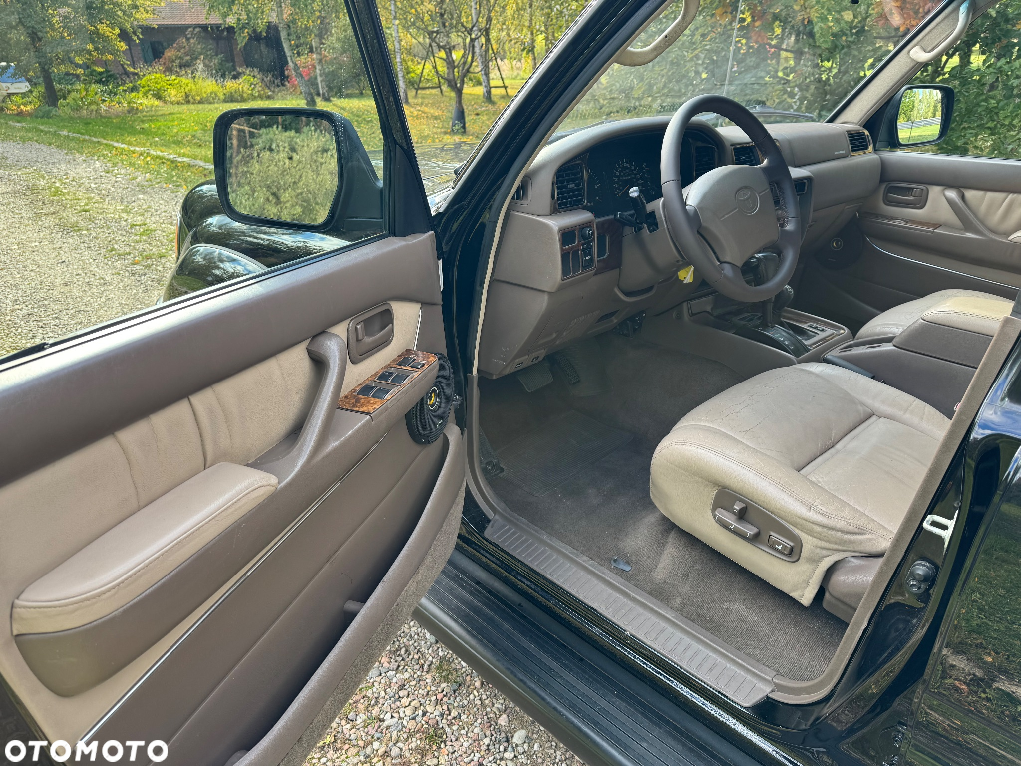 Toyota Land Cruiser FZJ80 - 8