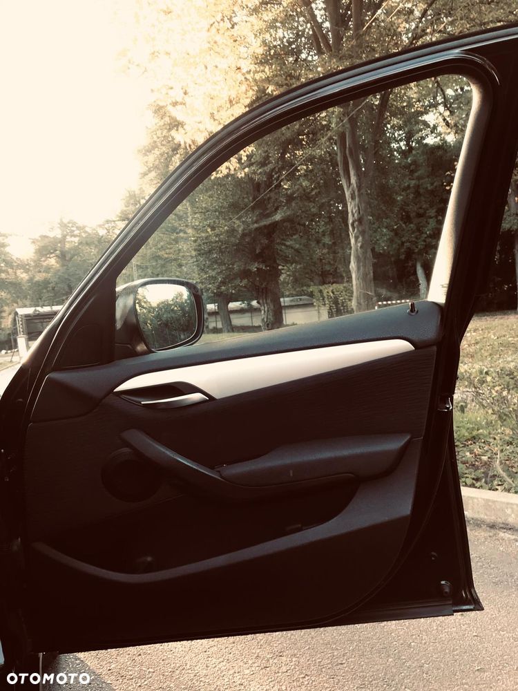 BMW X1 xDrive18d - 3