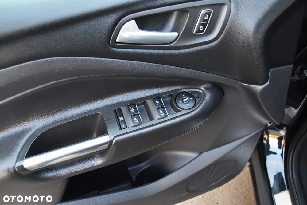 Ford Kuga 2.0 TDCi 4x4 Titanium - 16