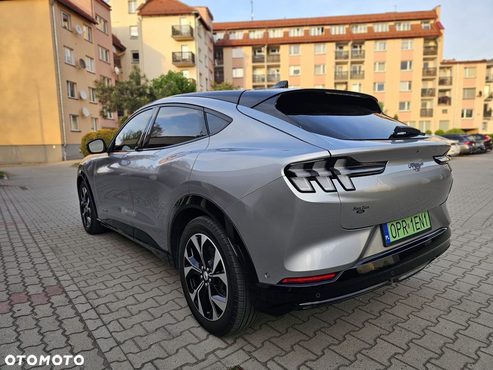 Ford Mustang - 5