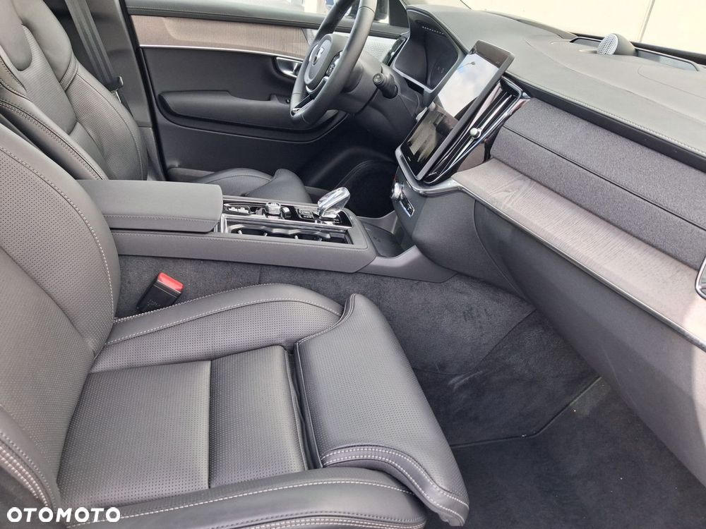 Volvo XC 90 - 13
