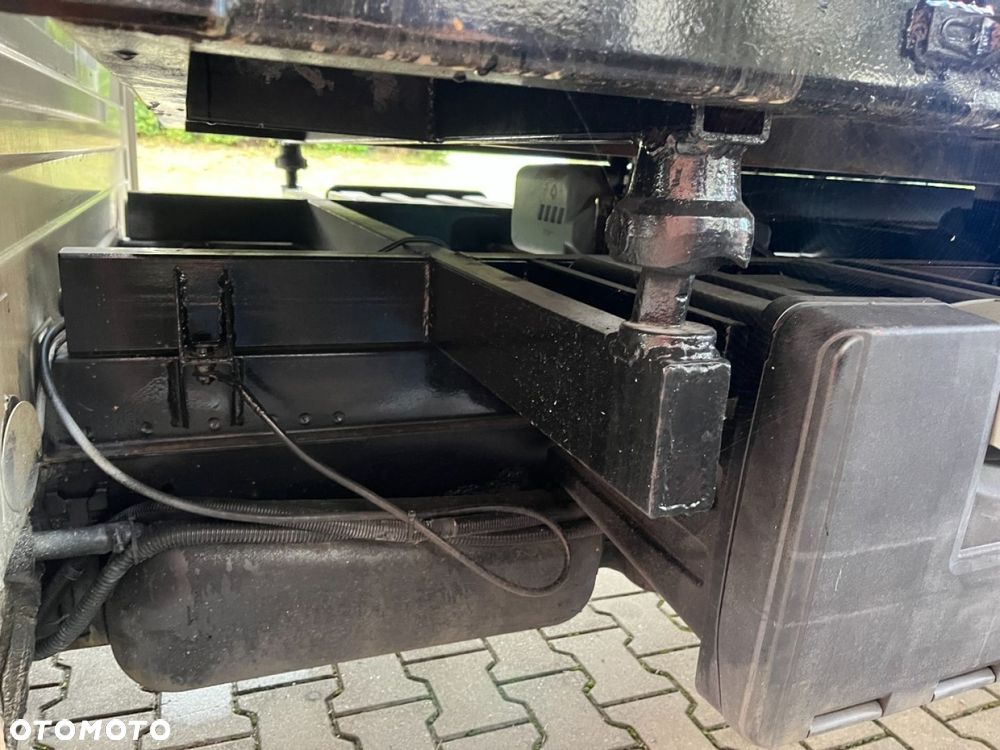 Mercedes-Benz Sprinter - 22