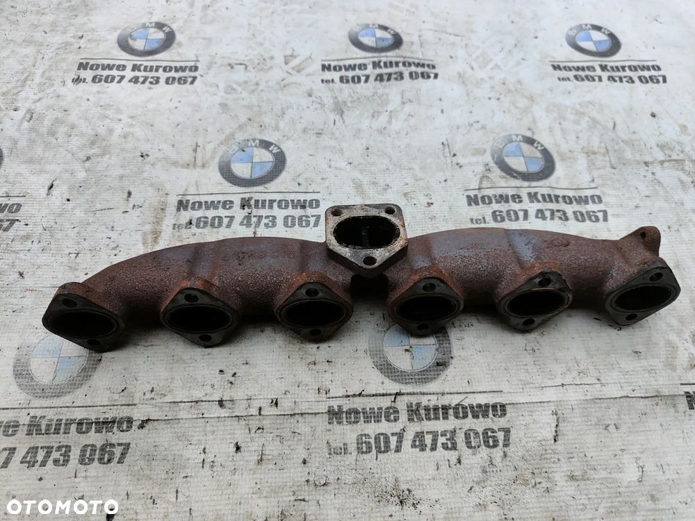 BMW E60 E61 E65 E46 E83 E53 3.0d 2.5d Kolektor wydechowy żeliwny 55749018 - 2