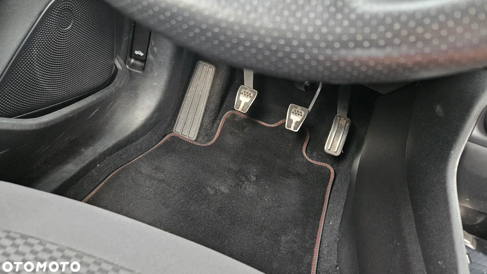 Ford Fiesta 1.0 EcoBoost Start-Stop ST-LINE - 13