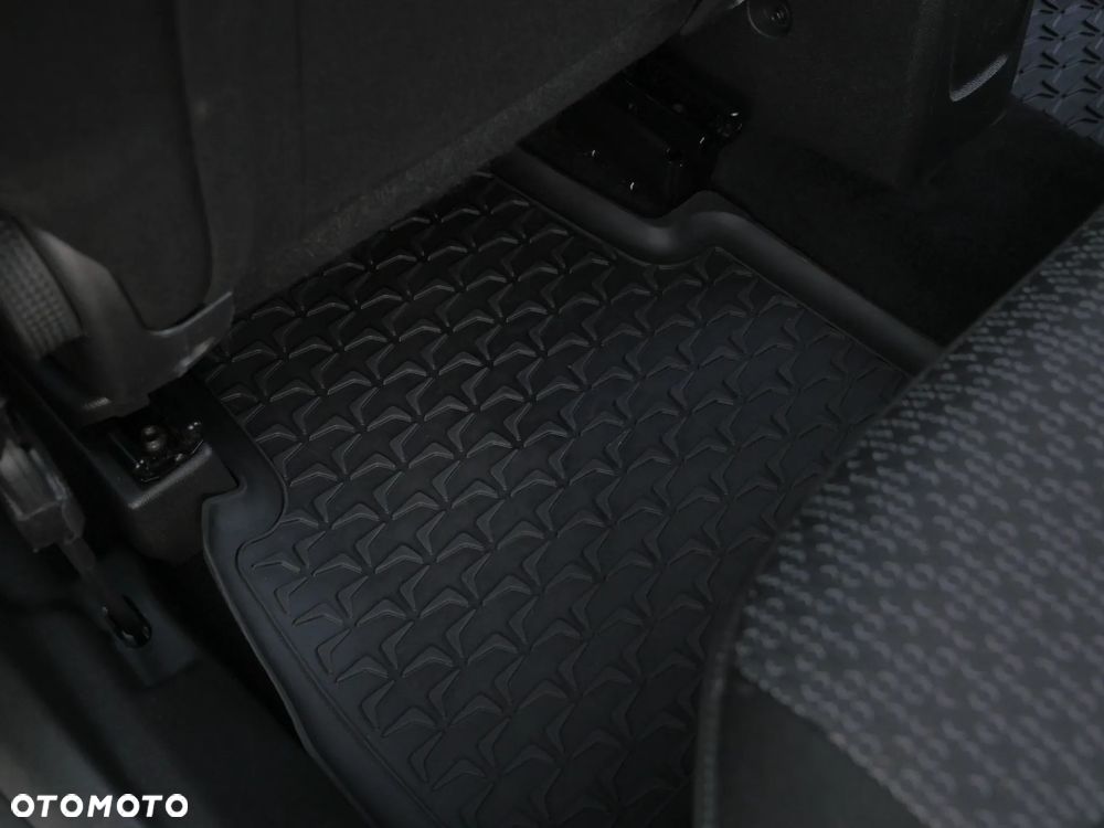 Opel Crossland X 1.2 Enjoy - 21