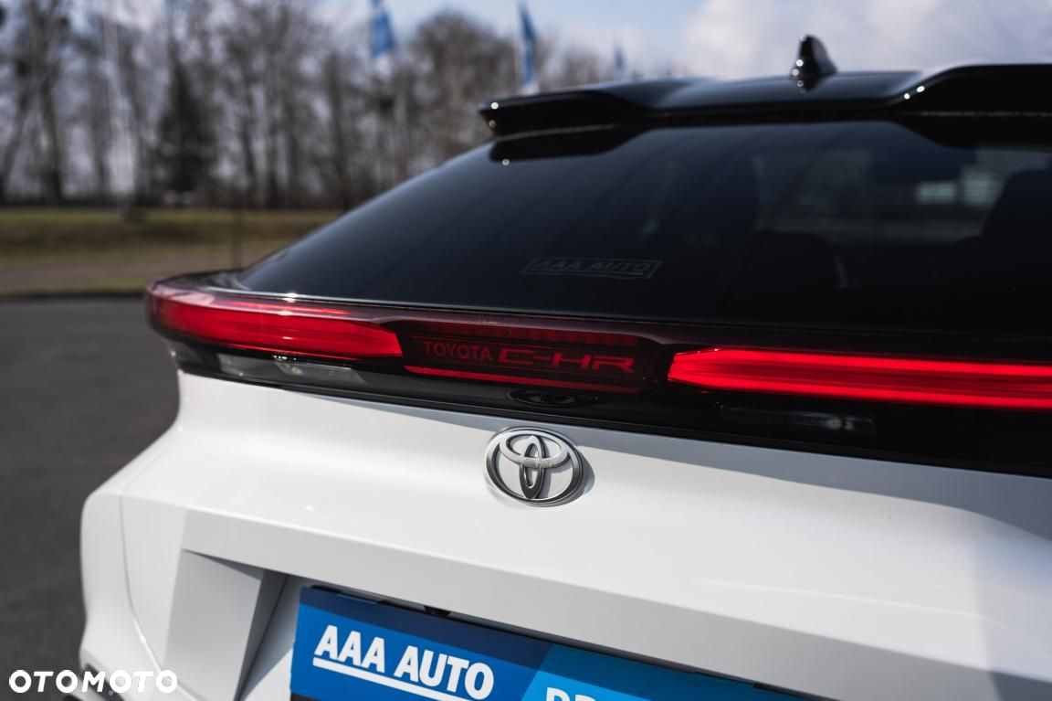 Toyota C-HR - 11