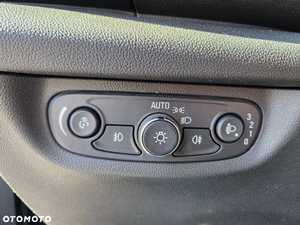 Opel Insignia 1.6 ECOTEC Edition - 15