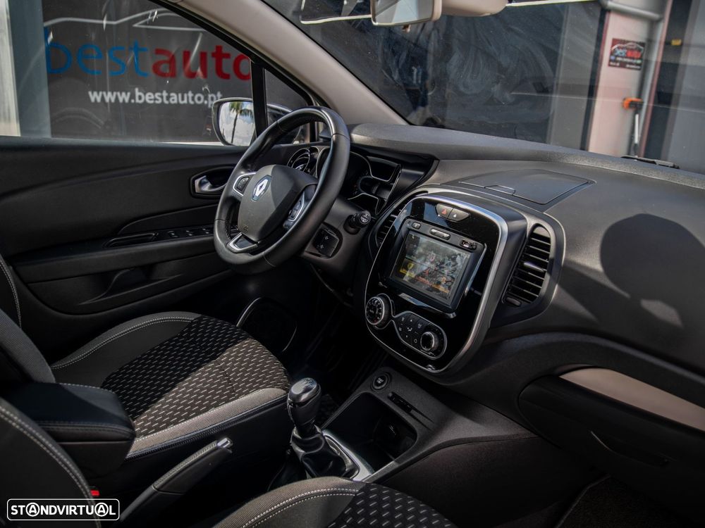 Renault Captur 1.5 dCi Exclusive - 26
