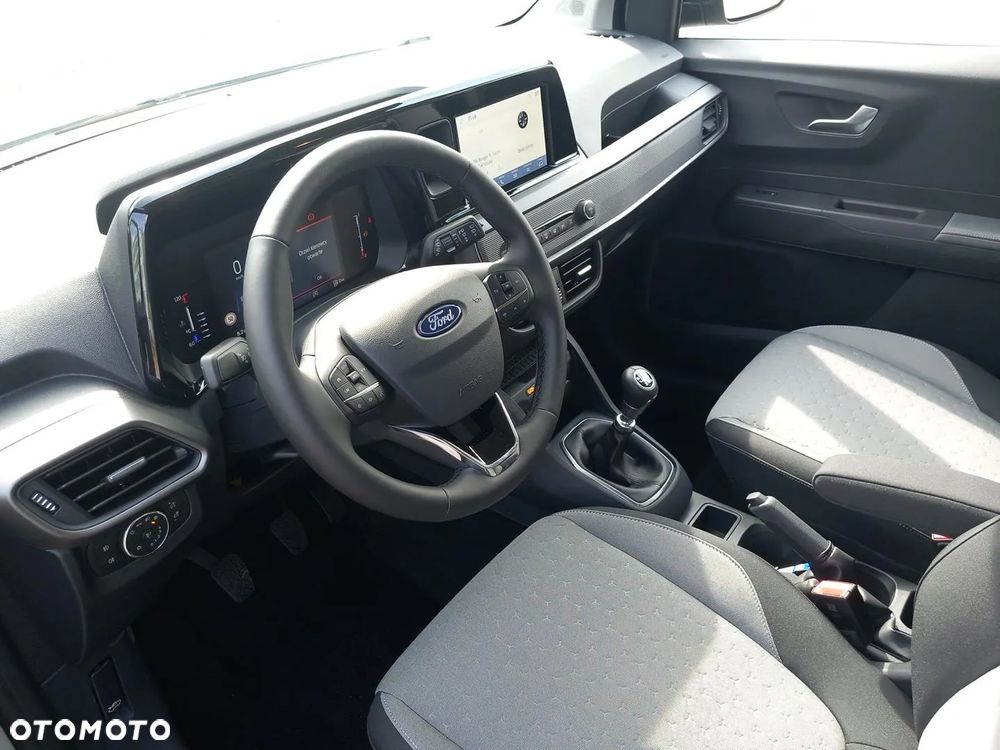 Ford Tourneo Courier - 9