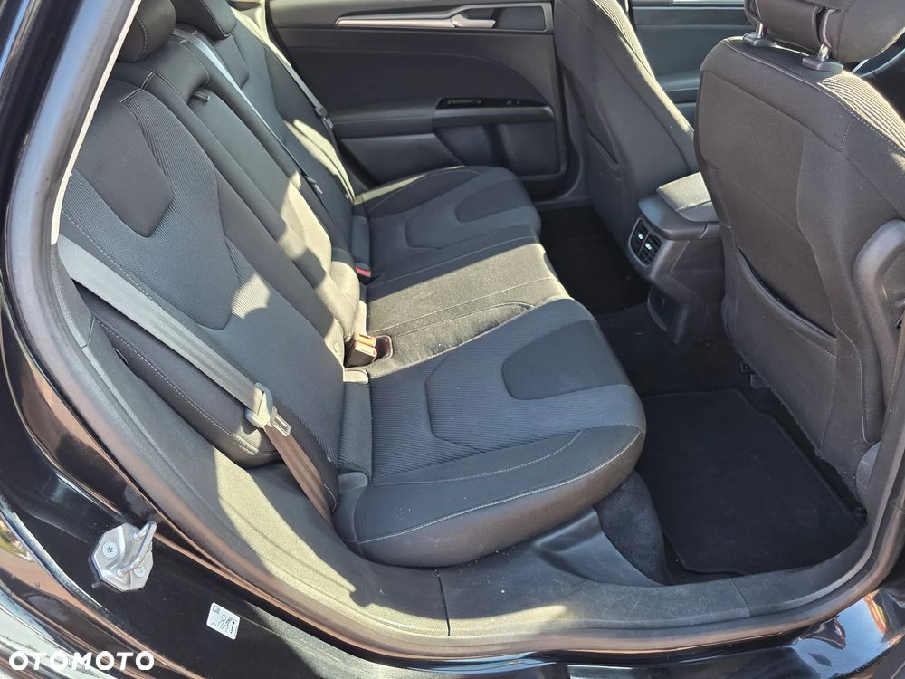 Ford Mondeo 1.6 TDCi Titanium - 22