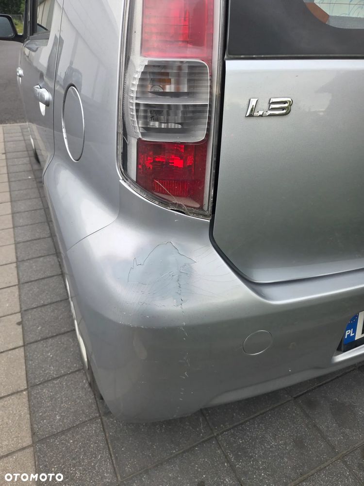 Daihatsu Sirion 1.3 - 5
