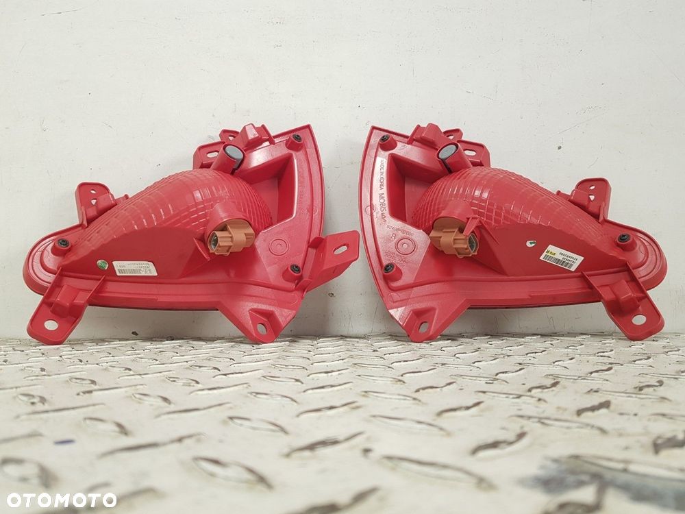 ORYGINALNY KOMPLET LAMPA PRZECIWMGIELNA TYLNA LEWA + PRAWA KIA SPORTAGE V 5 NQ5e 21-25 92405-R2000 - 10