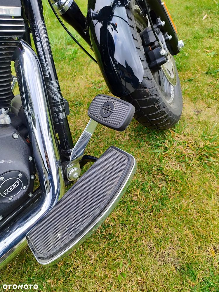 Harley-Davidson Dyna Fat Bob - 23