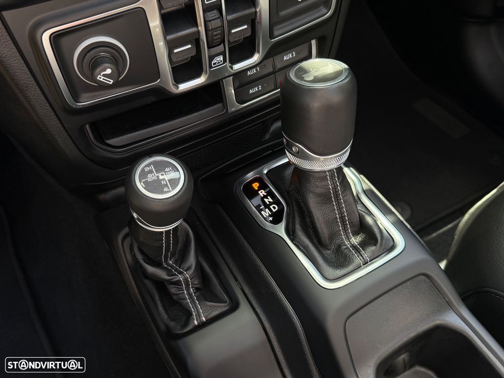 Jeep Wrangler Unlimited 2.0 4xe Plug-In Hybrid Softtop Sahara - 33