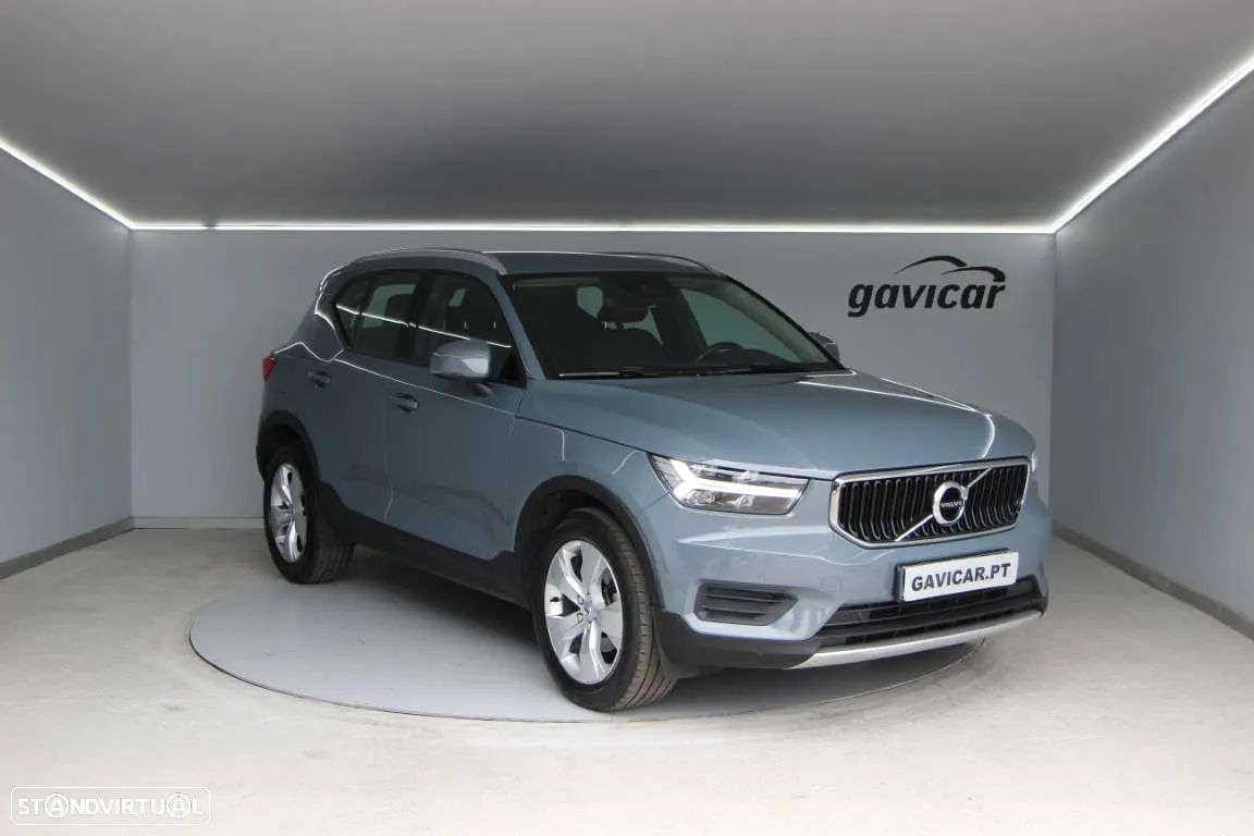Volvo XC 40 2.0 D3 Momentum Plus - 1