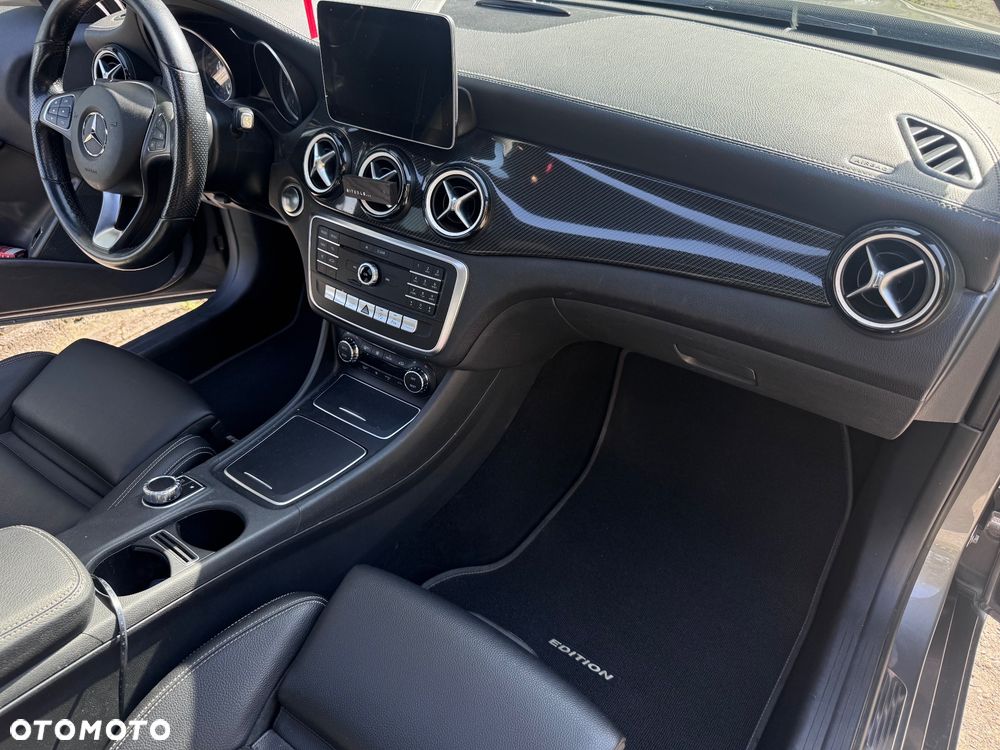 Mercedes-Benz GLA 220 d 7G-DCT AMG Line - 17