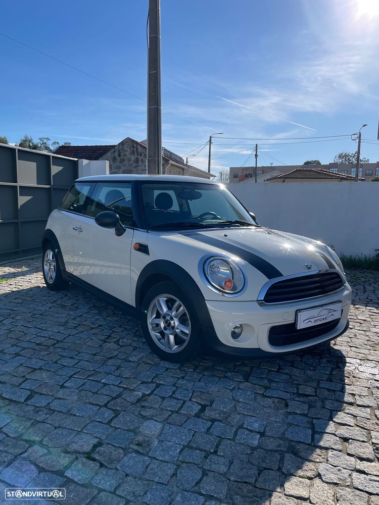 MINI 3 Portas One D - 4